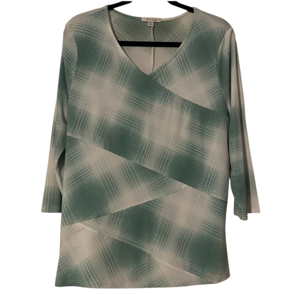 Erm London Women’s Top. Quarter Sleeve. Mint Green/ White. Size XL NWOT